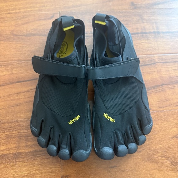 Vibram Fivefingers Men's Sz 10.5/11 Black KSO Hiking - Picture 1 of 13